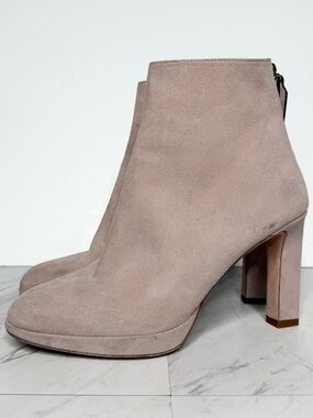 Stuart Weitzman Light Pink Blush Suede Heeled Boot 7M